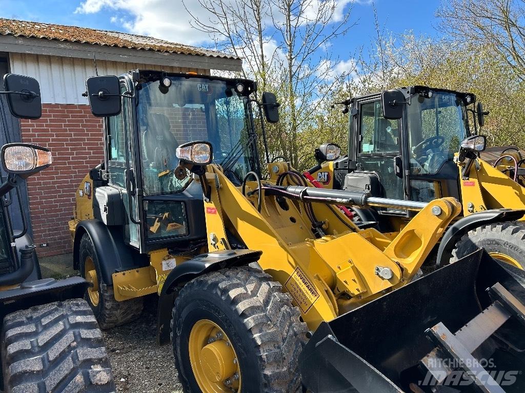 CAT 906  휠로우더