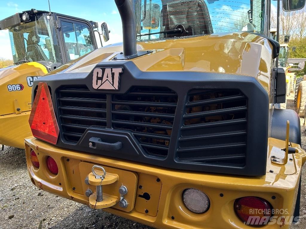 CAT 906  휠로우더