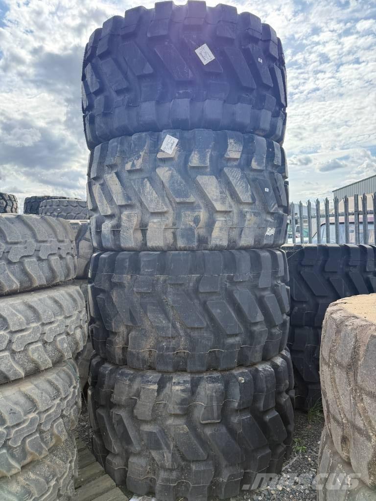 Goodyear 750/65R25 타이어, 휠 및 림