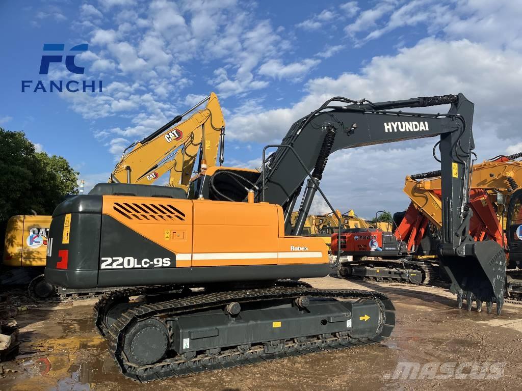 Hyundai 220LC-9S 대형 굴삭기 29톤 이상