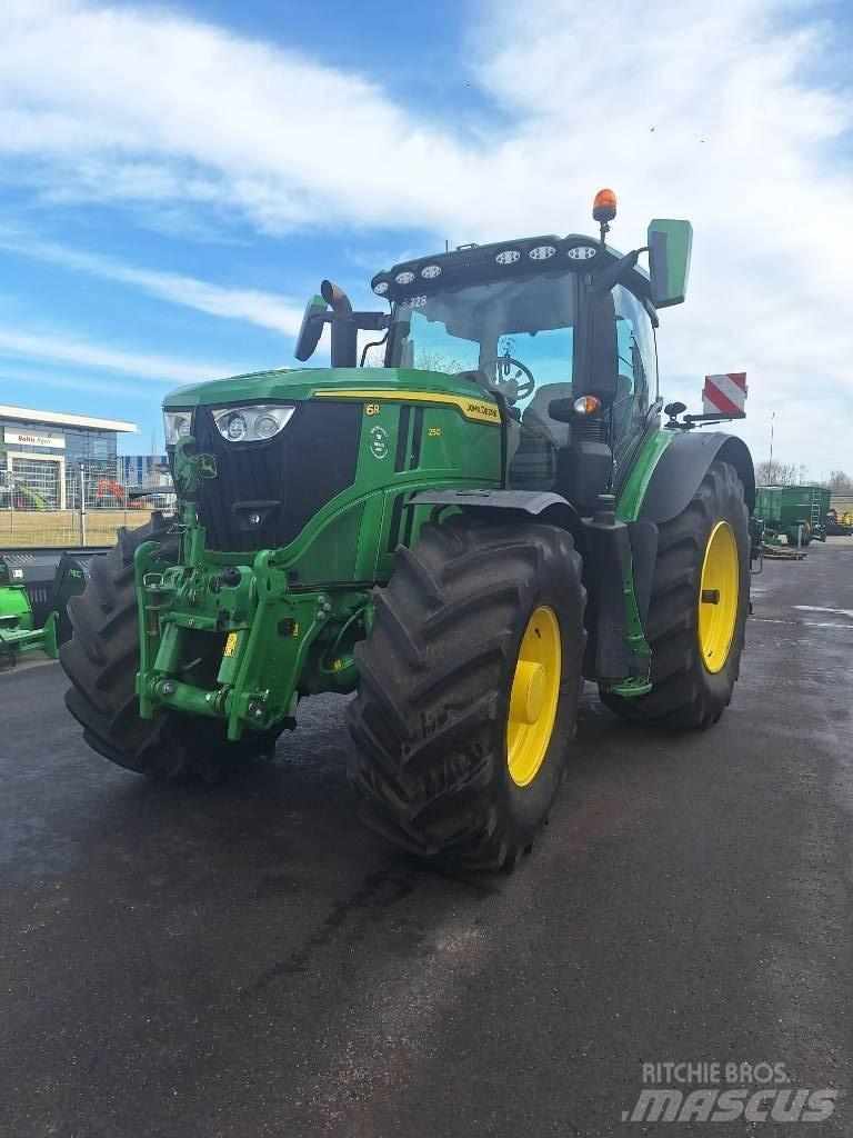 John Deere 6R250 트랙터
