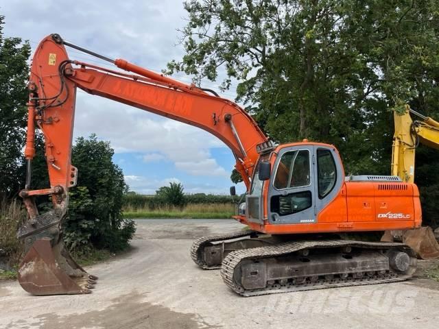 Doosan DX 225 LC 대형 굴삭기 29톤 이상