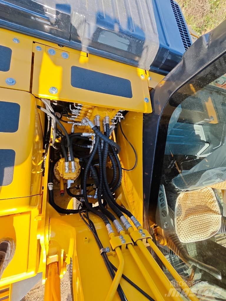 Komatsu PC 110 중형굴삭기 7톤-28톤