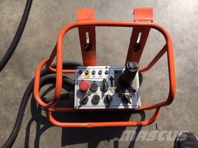 JLG SL245-12 가위형 리프트