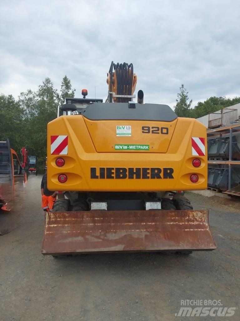Liebherr A 920  휠 굴삭기