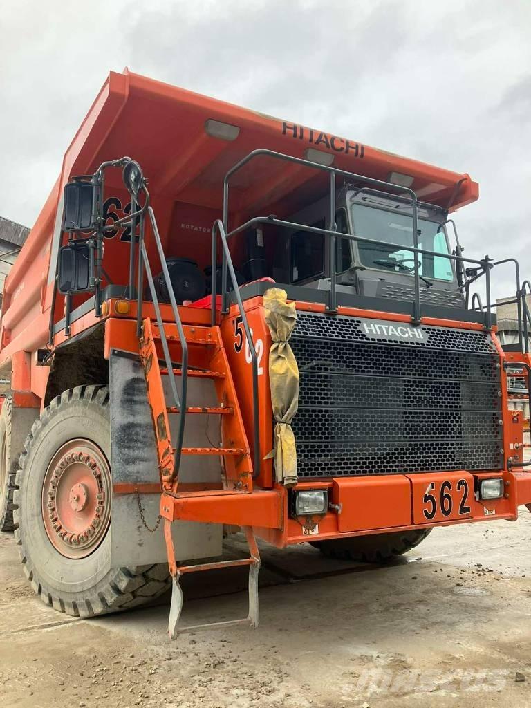 Hitachi EH 1100-5 초대형 덤프 트럭