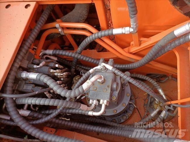 Doosan DX 300 대형 굴삭기 29톤 이상