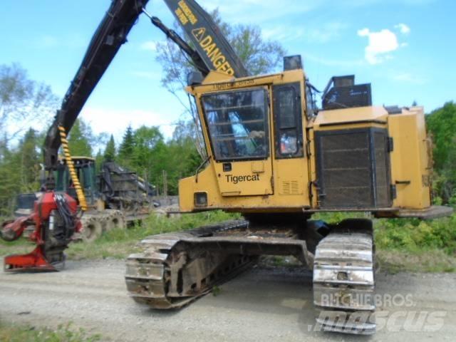 Tigercat 845B 팰러번처