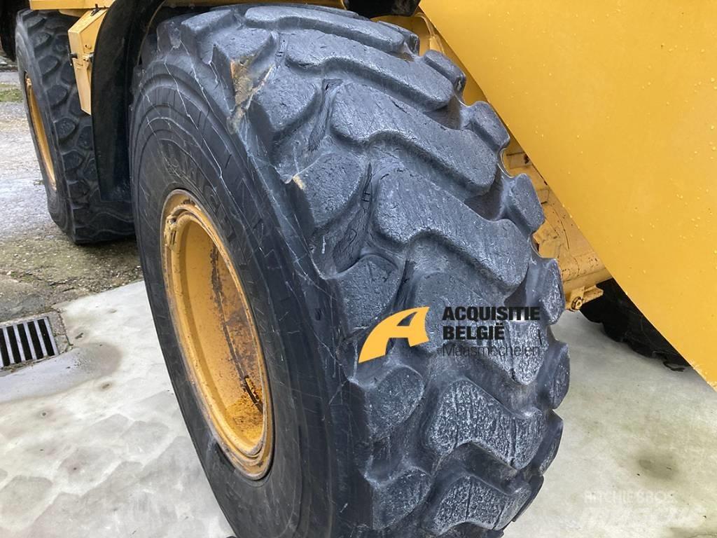 CAT 930M  휠로우더