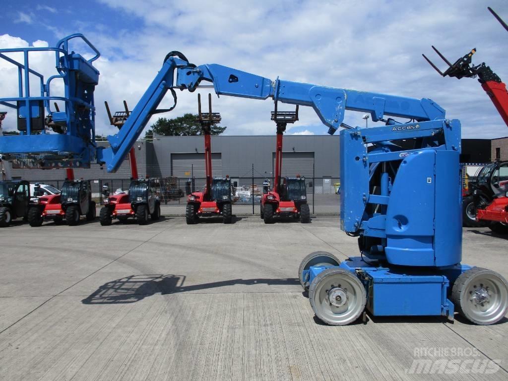 JLG E 300 AJP (180) 관절형 전동이동 리프트
