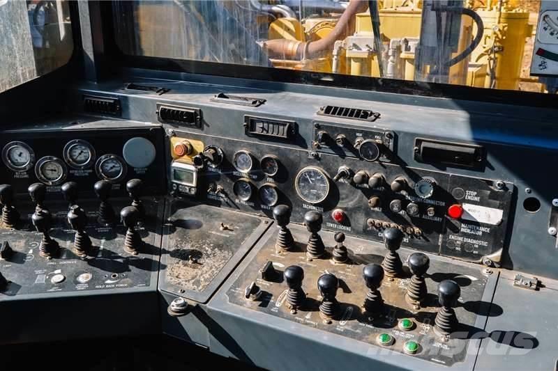 Atlas Copco DM30 도로 굴착기