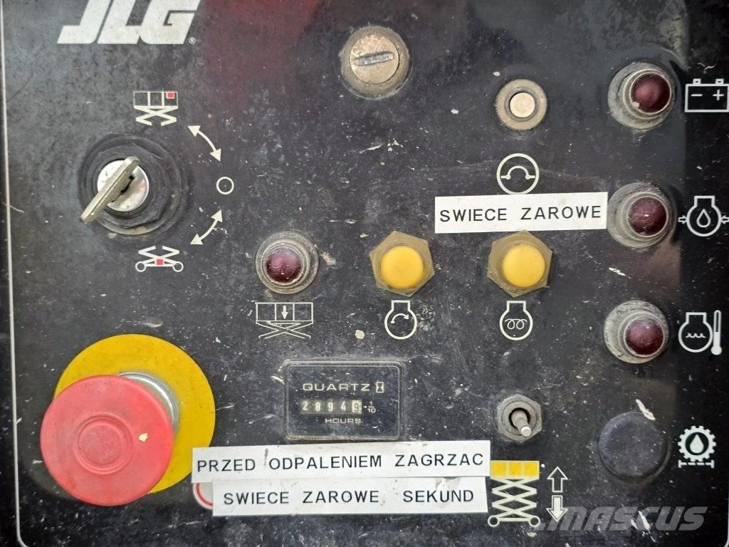 JLG 260 MRT 가위형 리프트