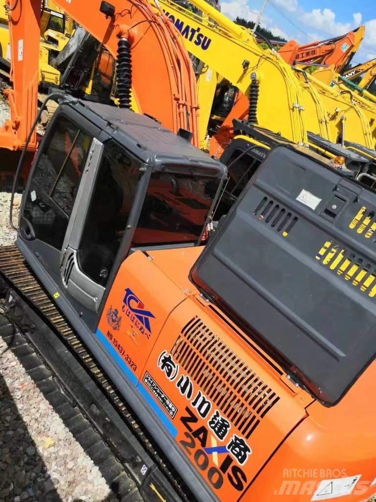 Hitachi ZX200 대형 굴삭기 29톤 이상