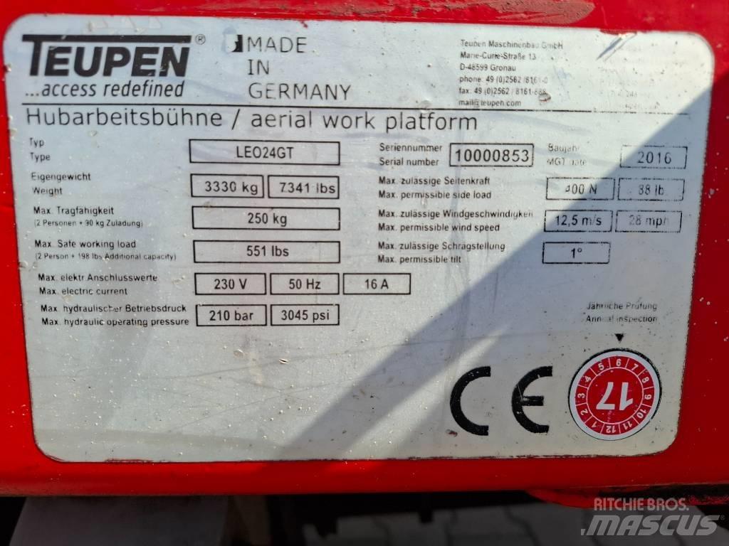 Teupen LEO24GT 관절형 전동이동 리프트