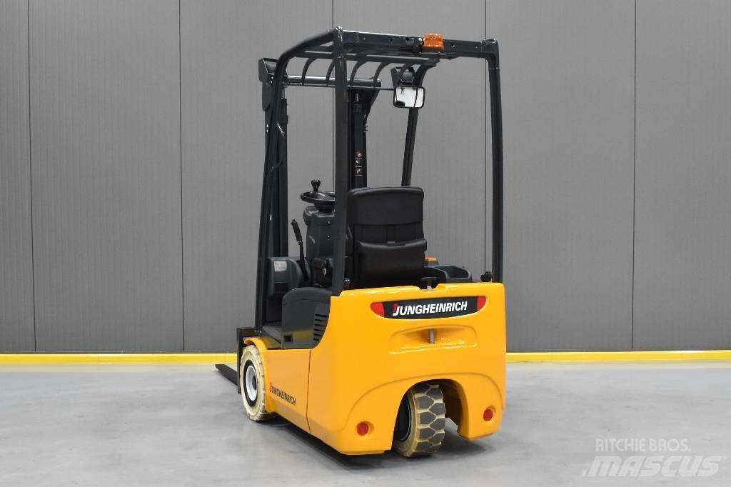 Jungheinrich EFG 110 전동 지게차