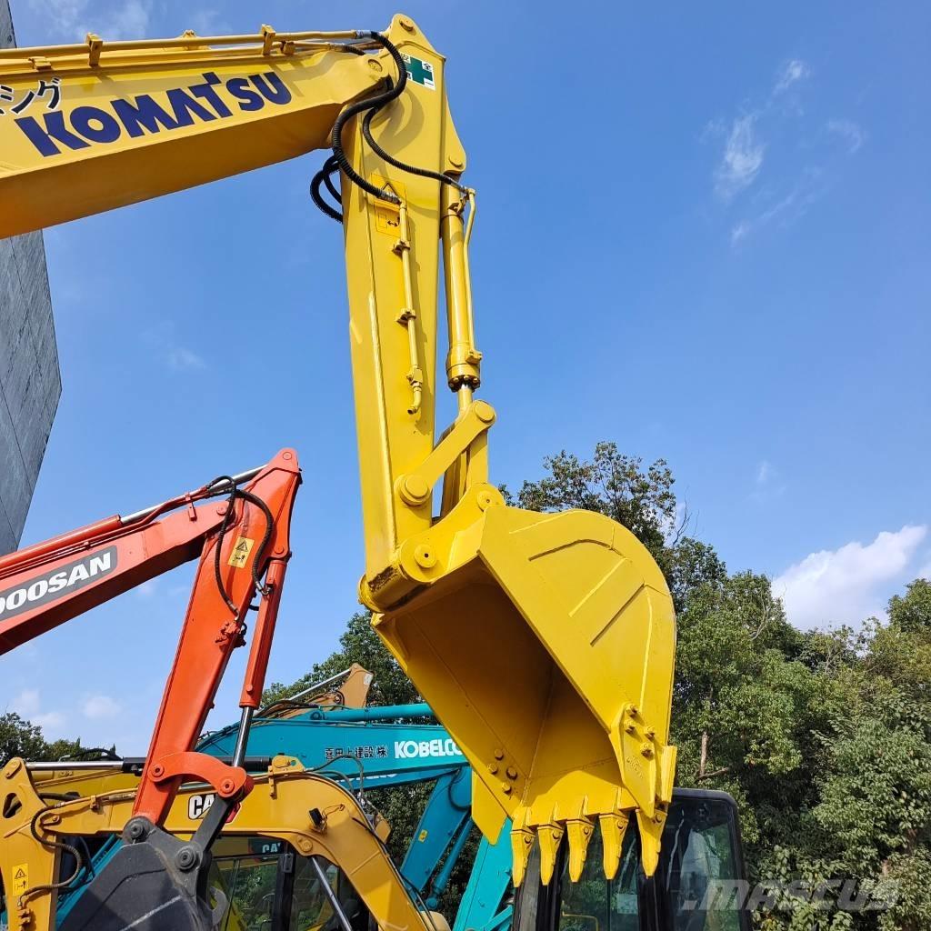 Komatsu PC 110 대형 굴삭기 29톤 이상