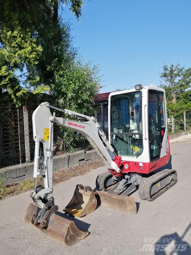 Takeuchi TB 216 소형 굴삭기 7톤 미만
