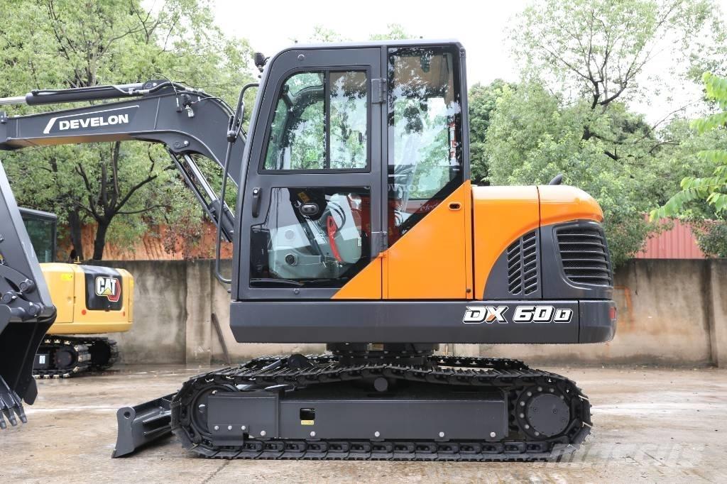 Develon DX 60 D  휠 굴삭기