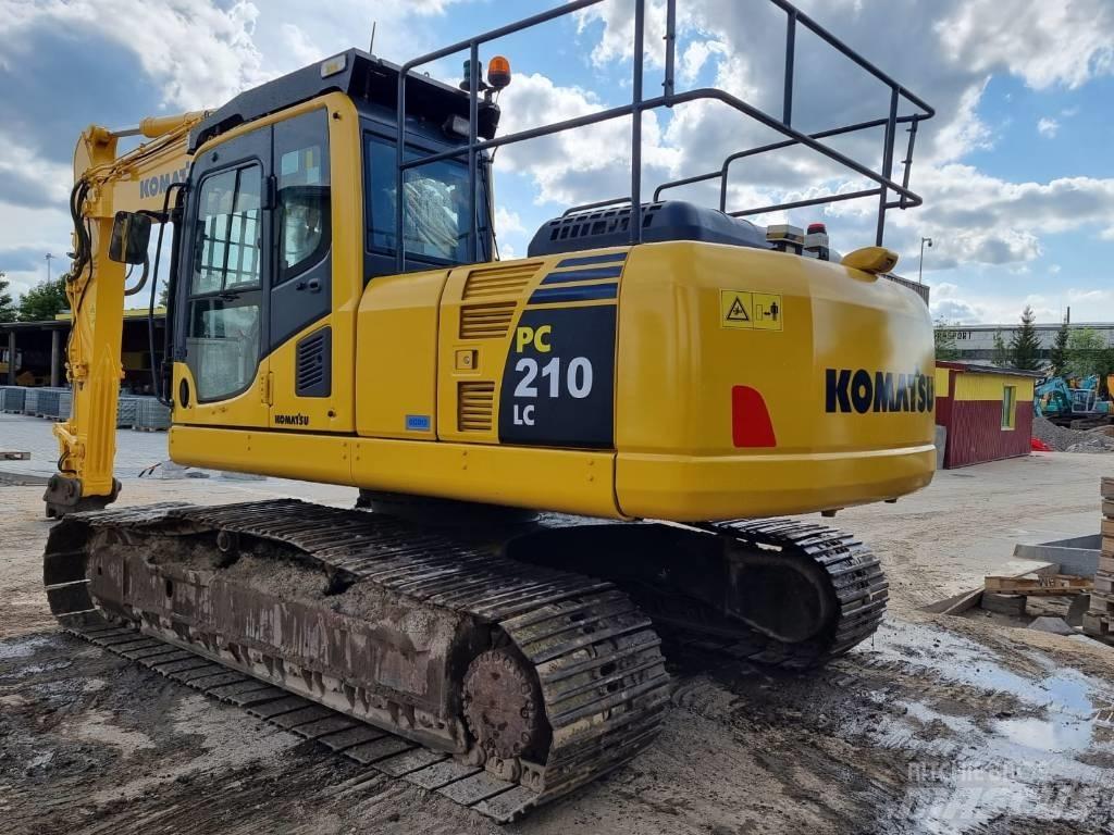 Komatsu PC 210-8 대형 굴삭기 29톤 이상