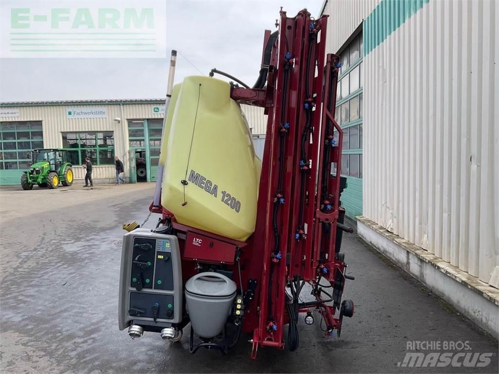 Hardi MEGA 1200 견인형 분무기