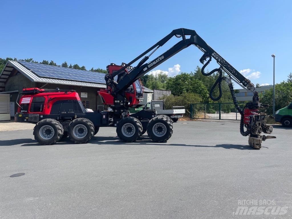 Komatsu 901 XC 원목 하베스터
