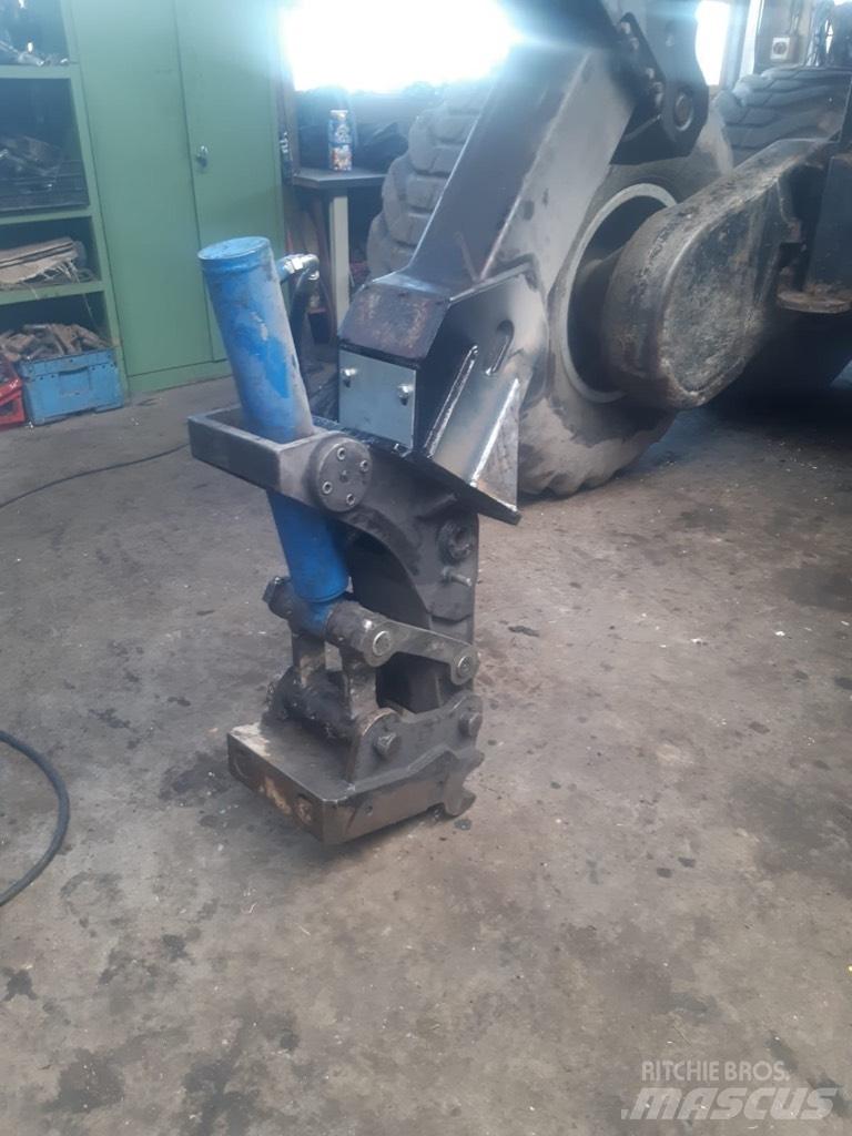 Valmet 921 원목 하베스터