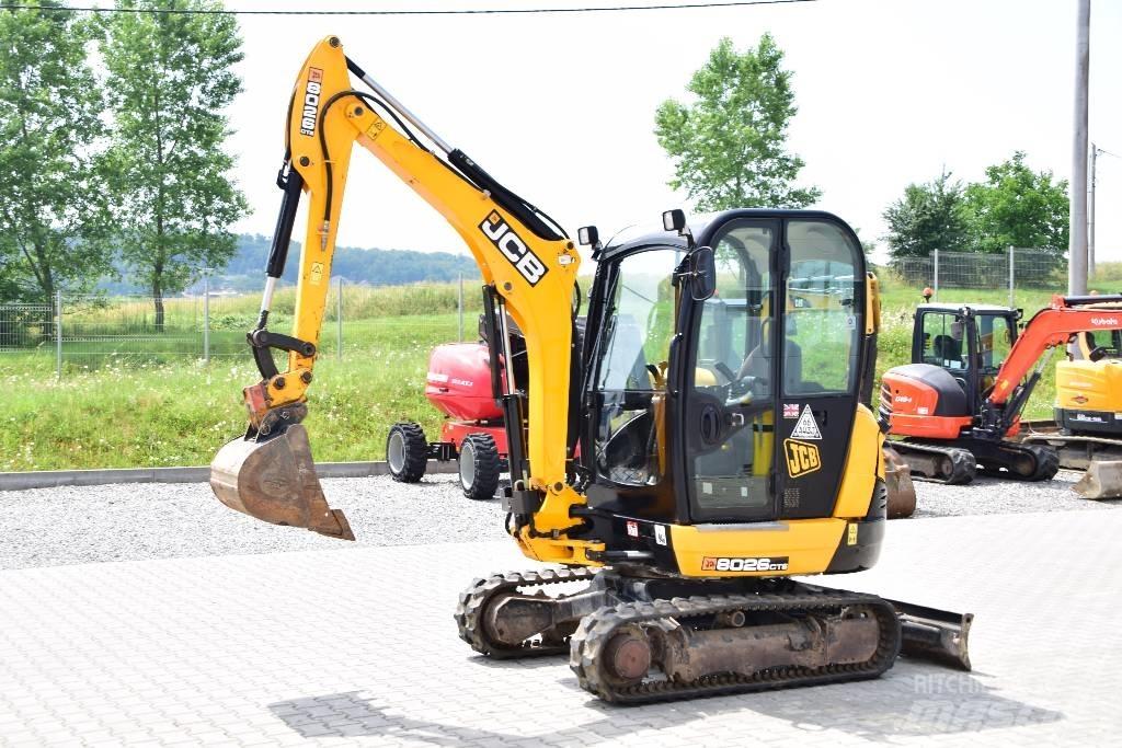 JCB 8026 CTS 소형 굴삭기 7톤 미만