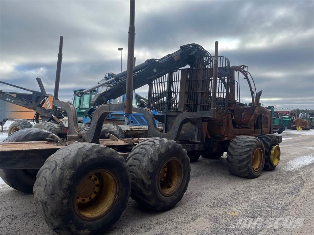 John Deere 1110E 원목 포워더