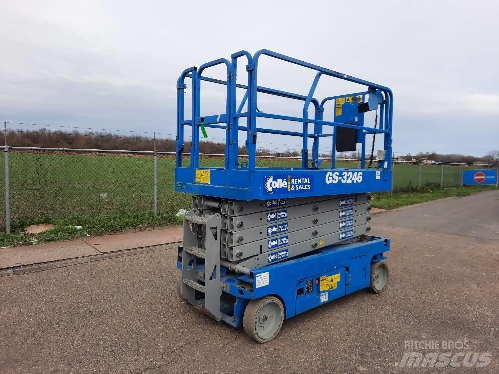 Genie GS 3246 가위형 리프트