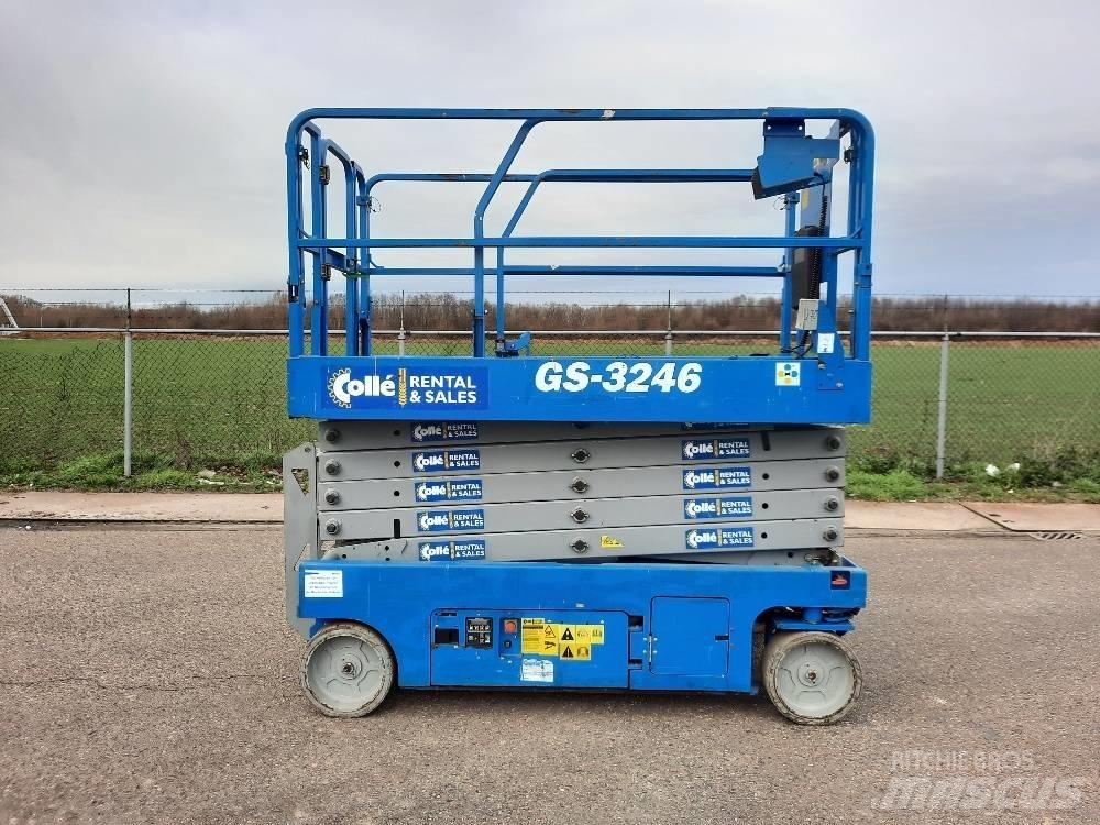 Genie GS 3246 가위형 리프트