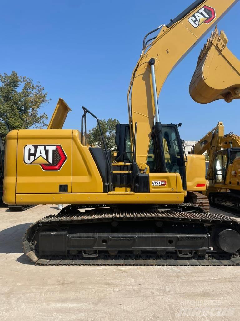 CAT 320 GC  휠 굴삭기