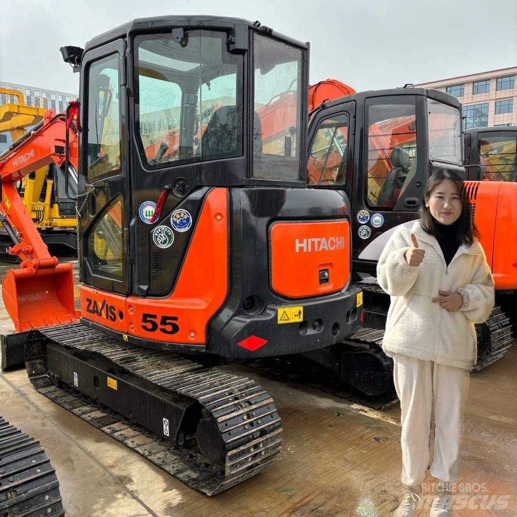 Hitachi ZX 55 소형 굴삭기 7톤 미만