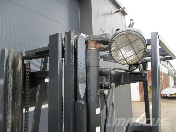 Still R 50-15 전동 지게차