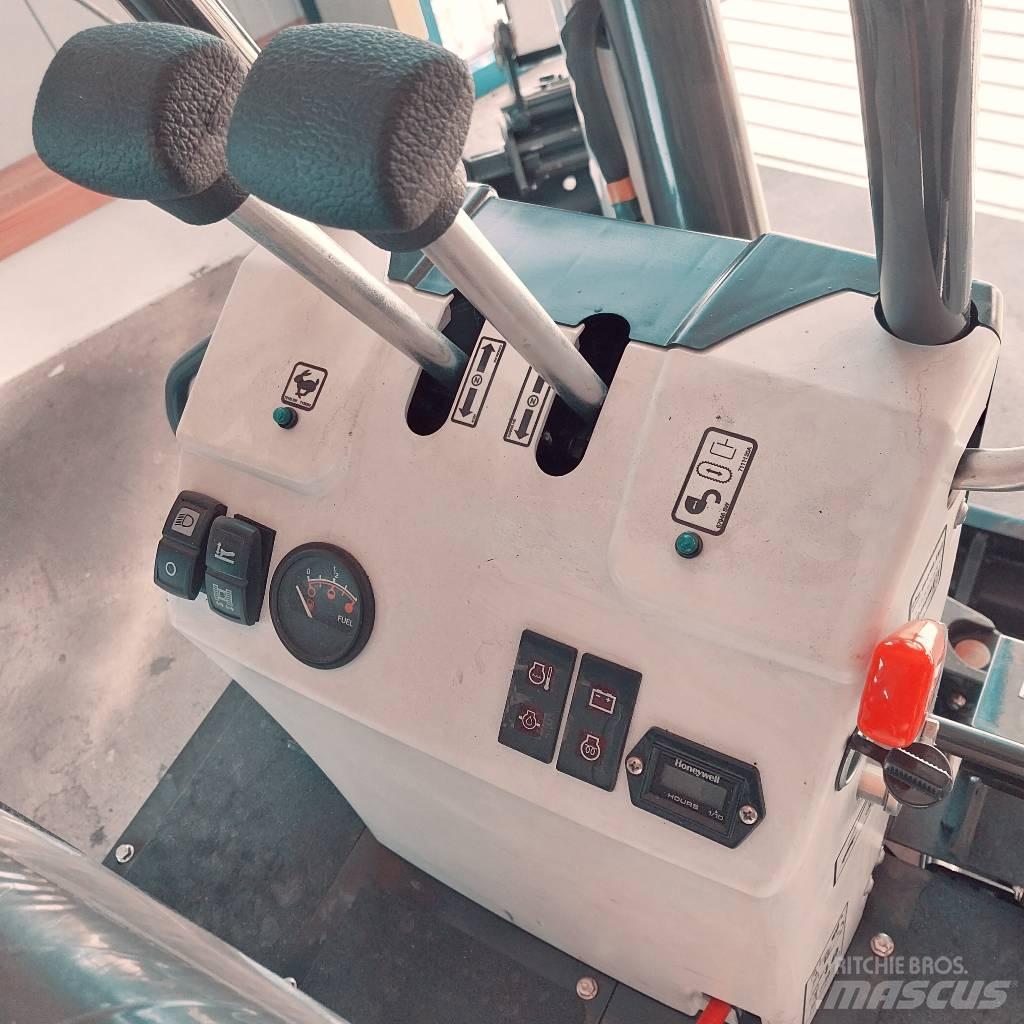 Bobcat E10z 소형 굴삭기 7톤 미만