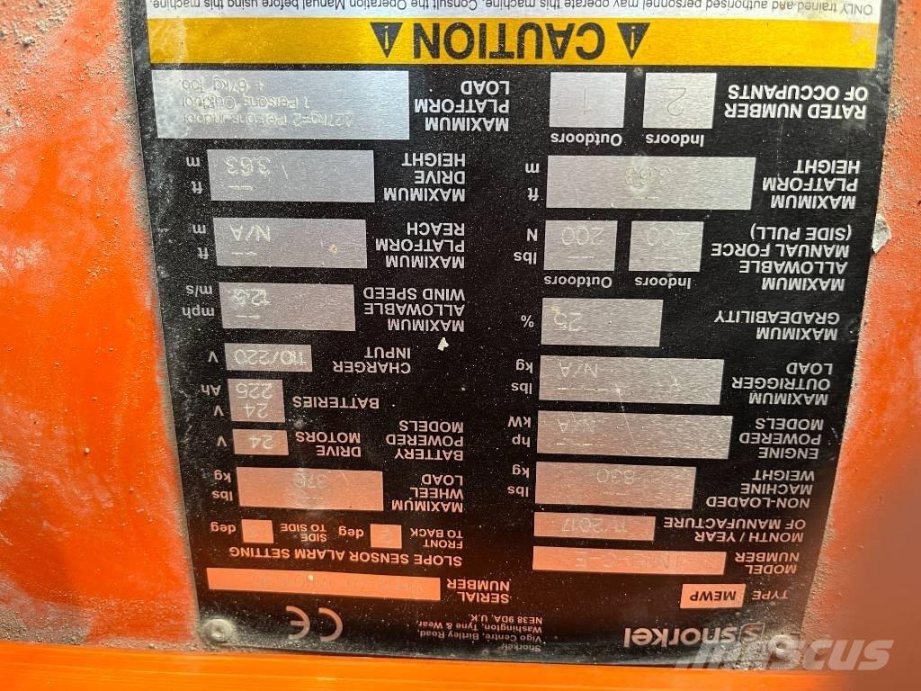 Snorkel TM 12 인원/화물 앨리베이터