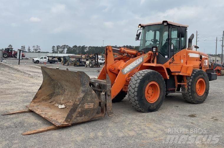 Doosan DL220-3  휠로우더