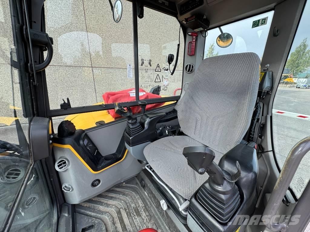 Volvo ECR 88 D 중형굴삭기 7톤-28톤