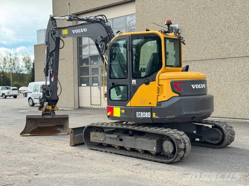 Volvo ECR 88 D 중형굴삭기 7톤-28톤