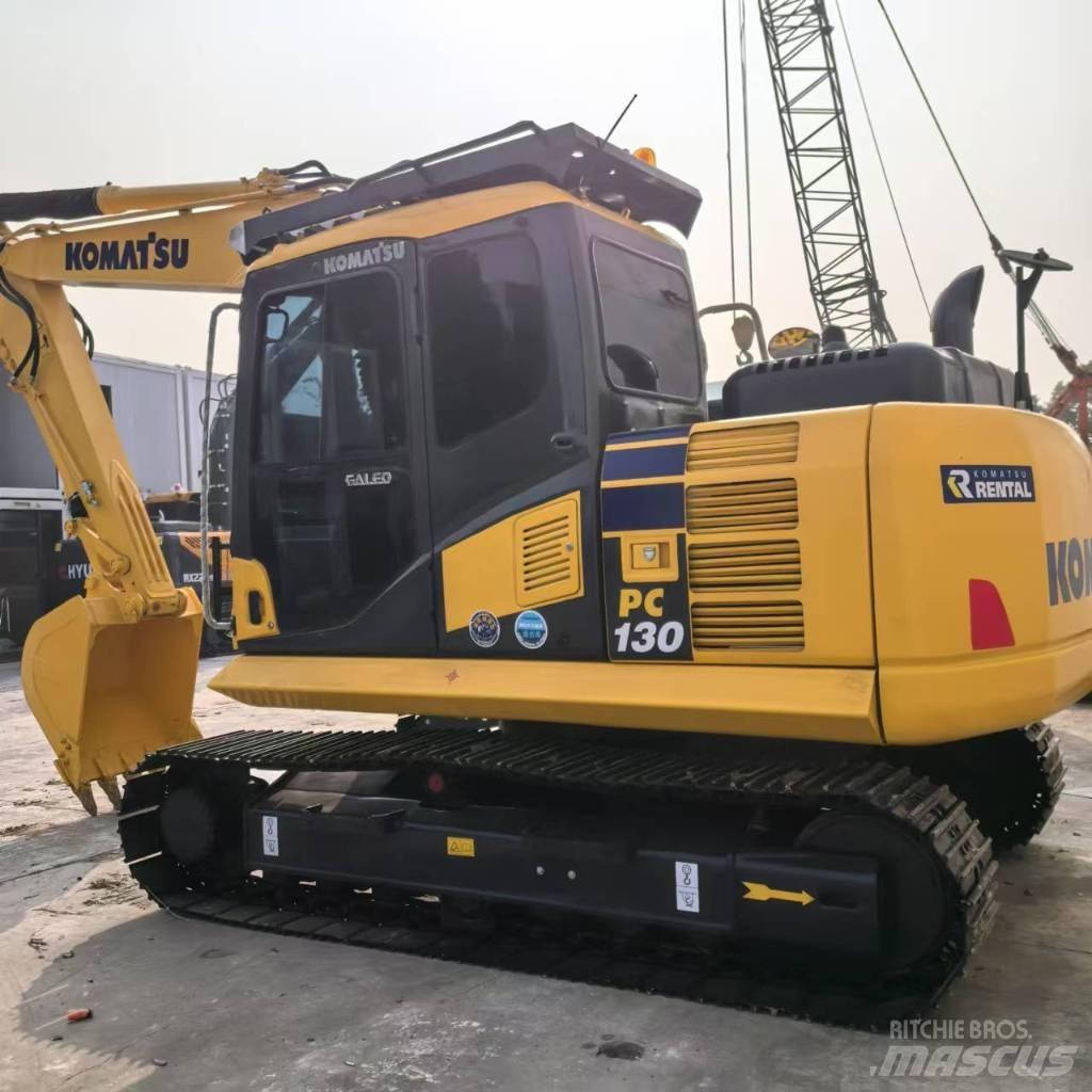 Komatsu PC 130 중형굴삭기 7톤-28톤