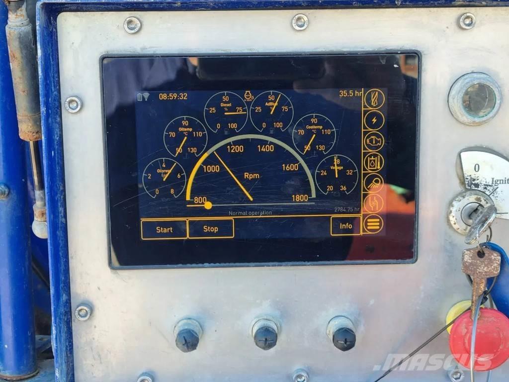 Conrad Boxer 200 도로 굴착기