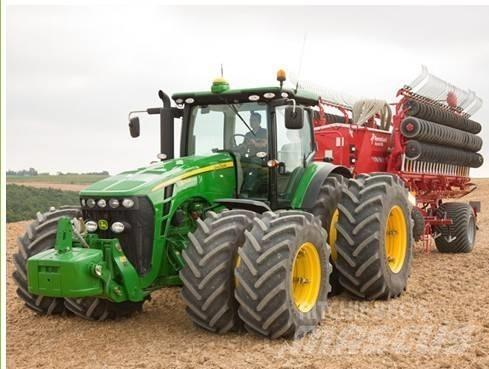 John Deere JD8270 트랙터