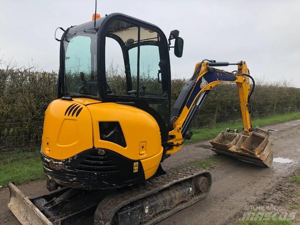 JCB 8026 CTS 소형 굴삭기 7톤 미만
