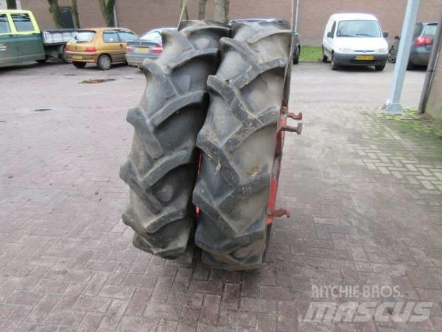 Goodyear 13.6/36 타이어, 휠 및 림