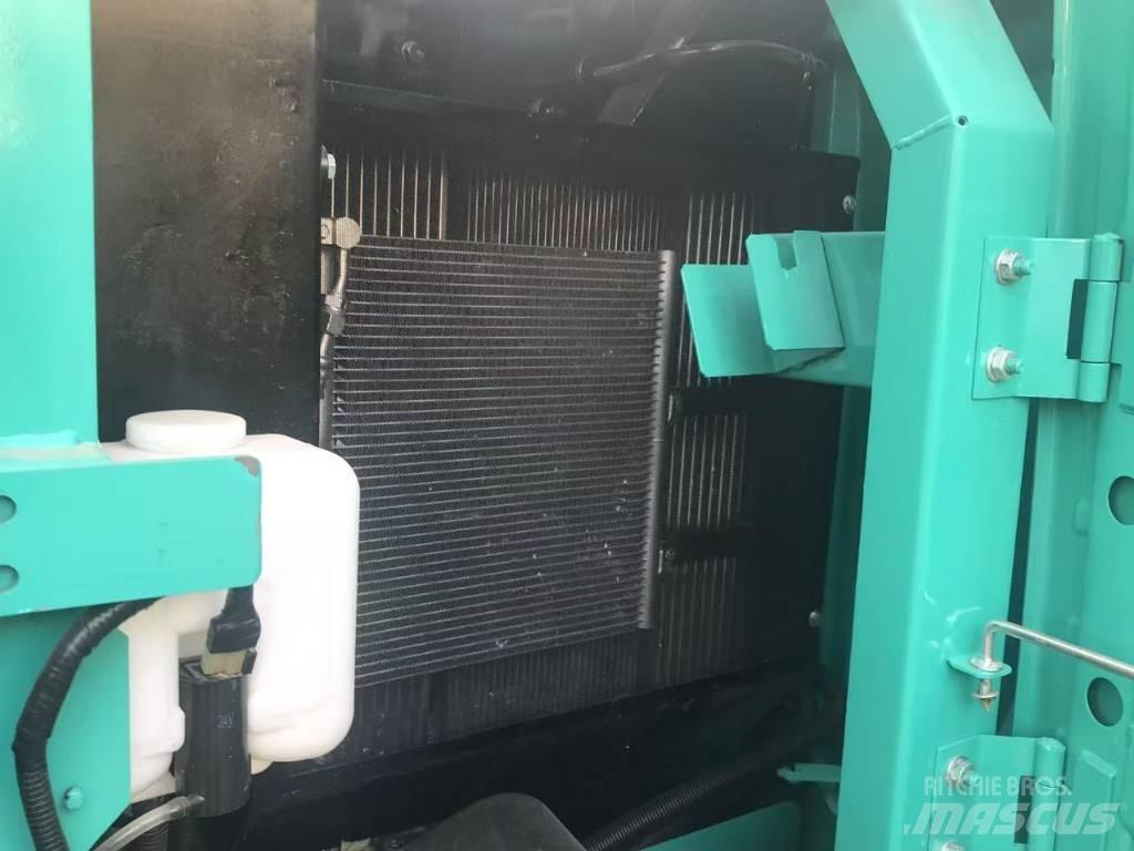 Kobelco SK 75 중형굴삭기 7톤-28톤
