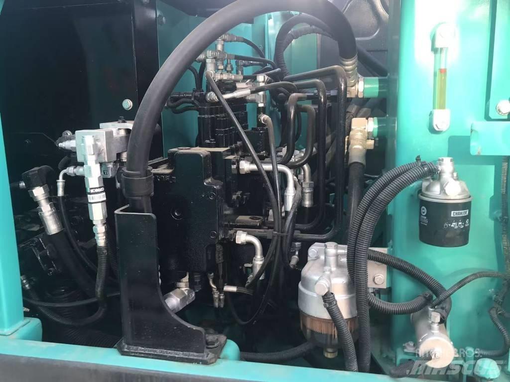 Kobelco SK 75 중형굴삭기 7톤-28톤