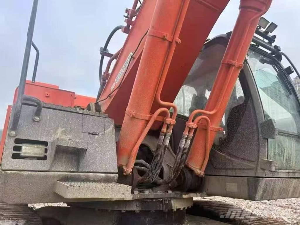 Hitachi ZX 470 대형 굴삭기 29톤 이상
