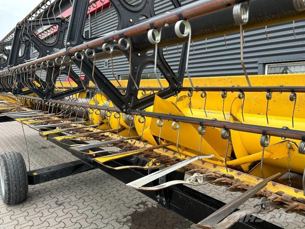New Holland CR 9080 콤바인 수확기
