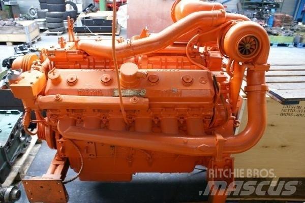 Detroit 12V71 엔진
