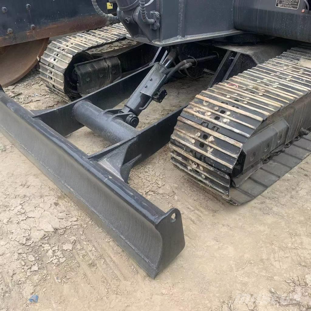Doosan DX60 중형굴삭기 7톤-28톤