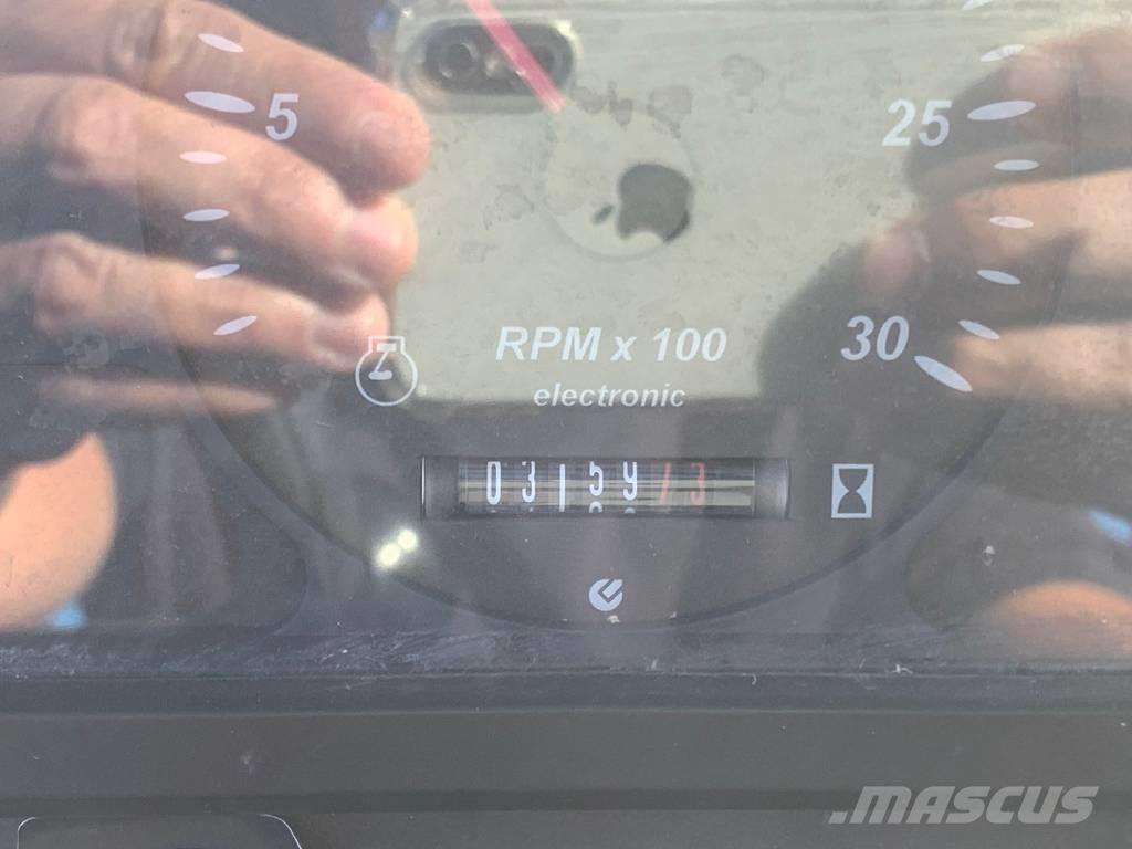 New Holland LM 5040 농업용 텔레 핸들러